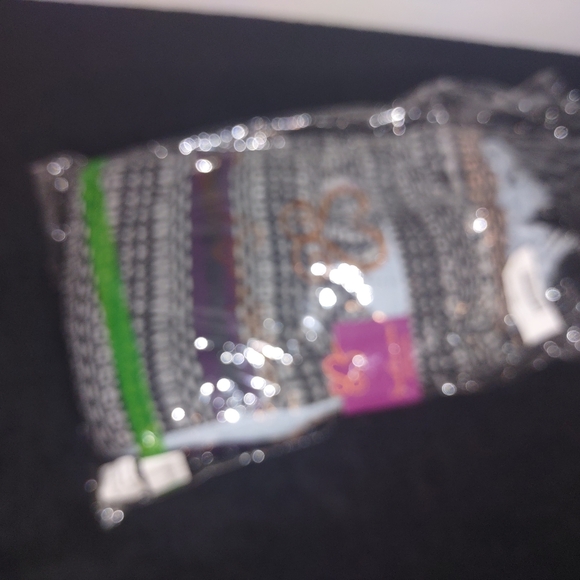 Sweet Sinammon Shawl - Picture 5 of 6